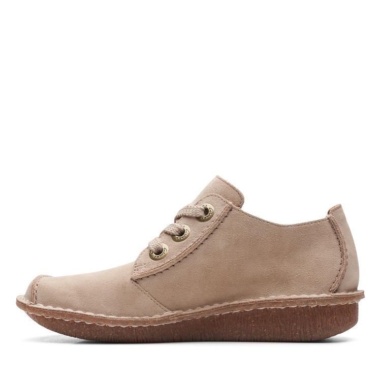 Clarks womens casual  sand2615801_5