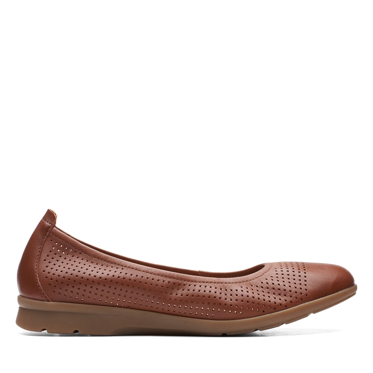 Clarks womens casual  tan leather